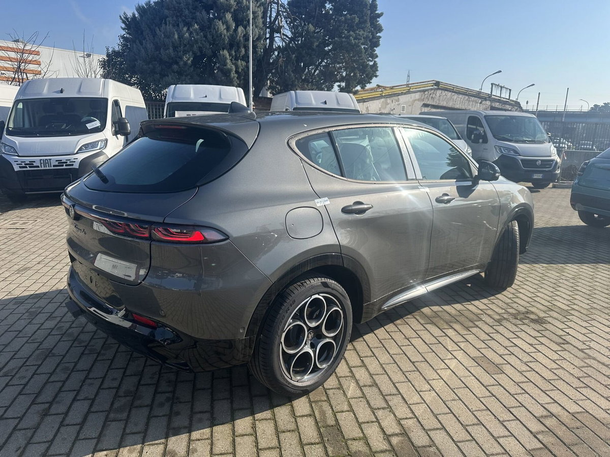 Alfa Romeo Tonale 1.5 hybrid Sprint 130cv tct7 (6)