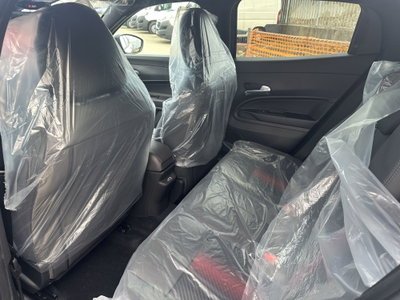 Alfa Romeo Junior elettrica Speciale 156cv (14)