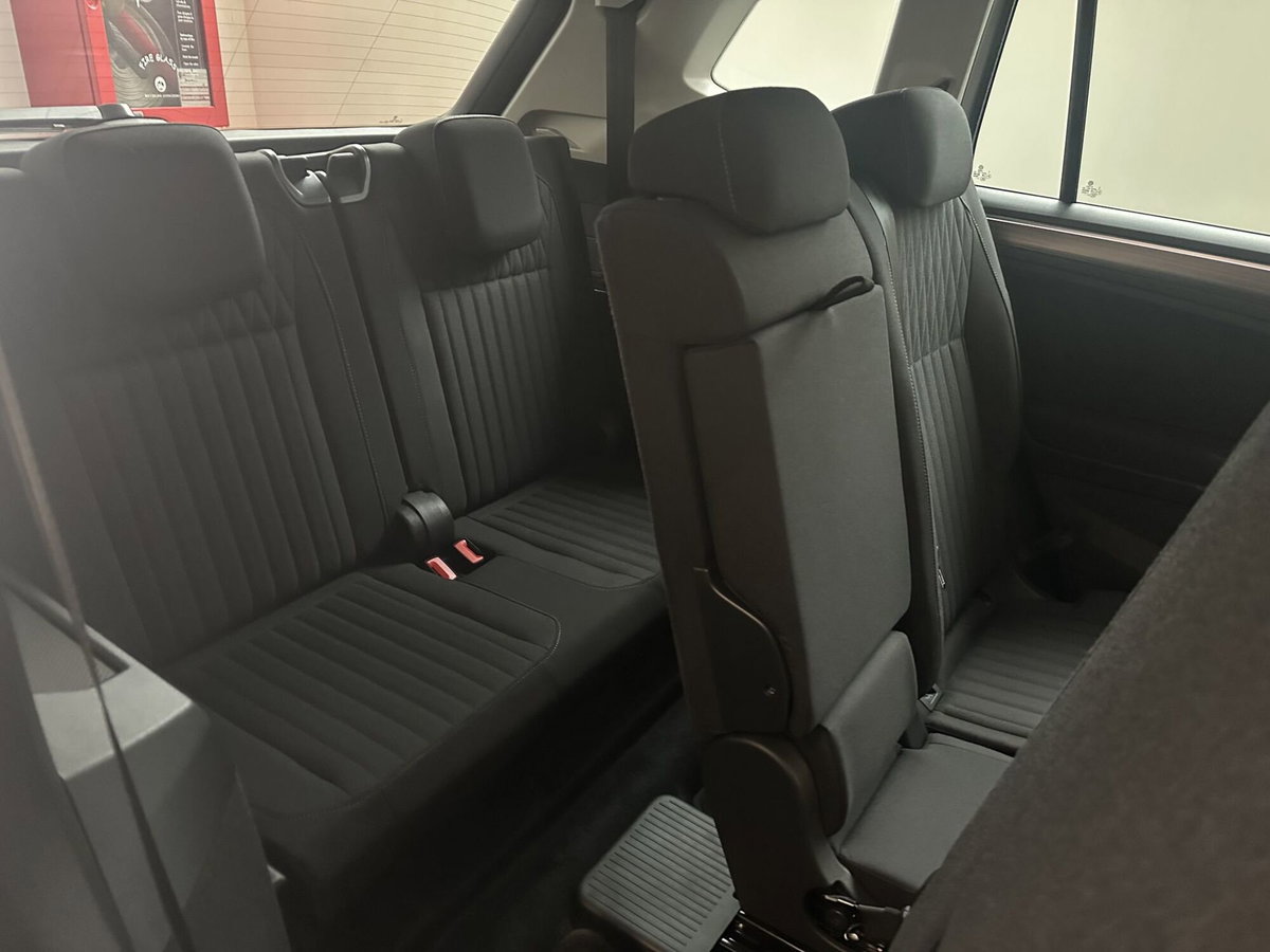 Volkswagen Tiguan 2.0 TDI 150 CV SCR DSG Life (14)