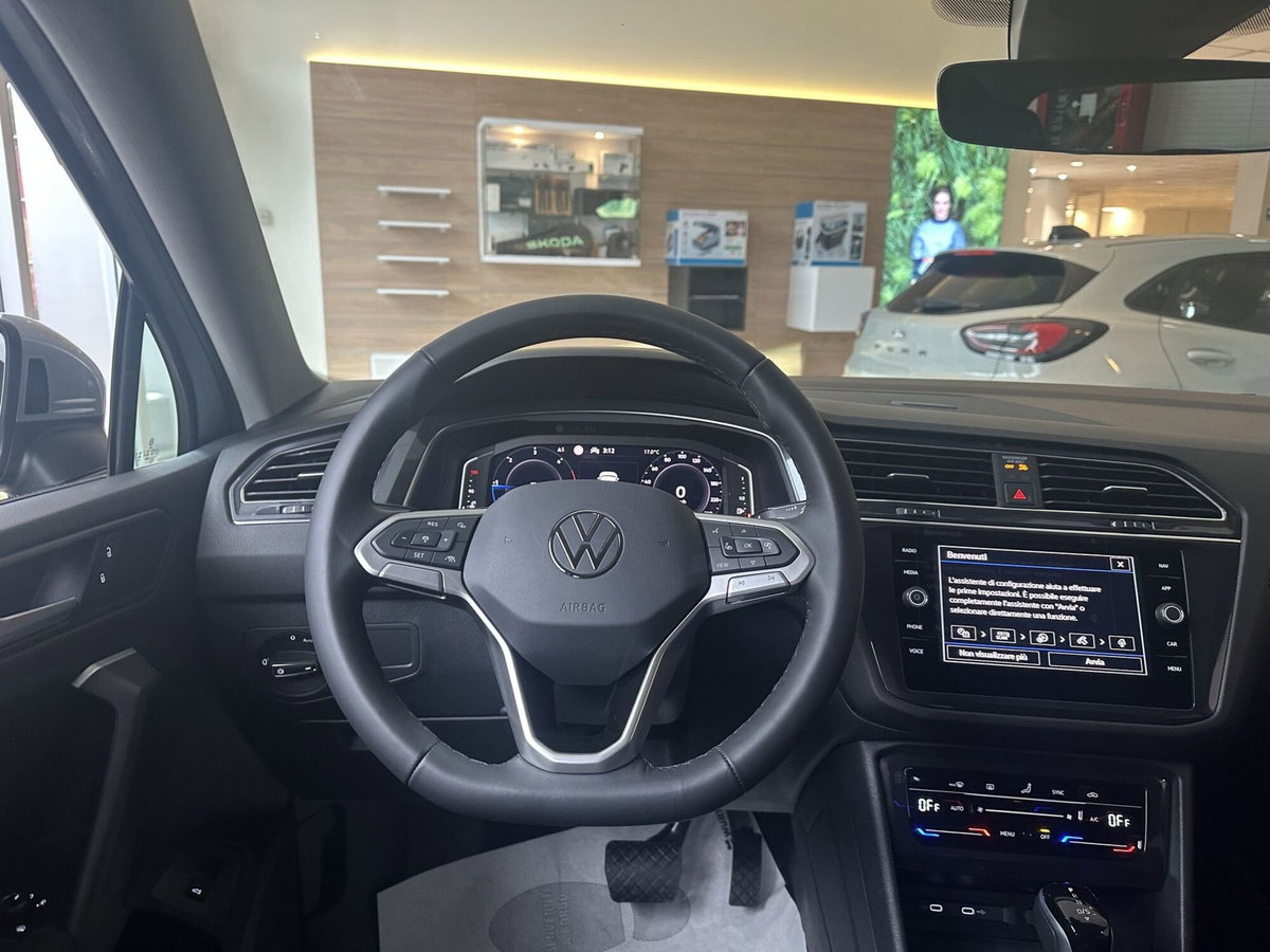Volkswagen Tiguan 2.0 TDI 150 CV SCR DSG Life (15)
