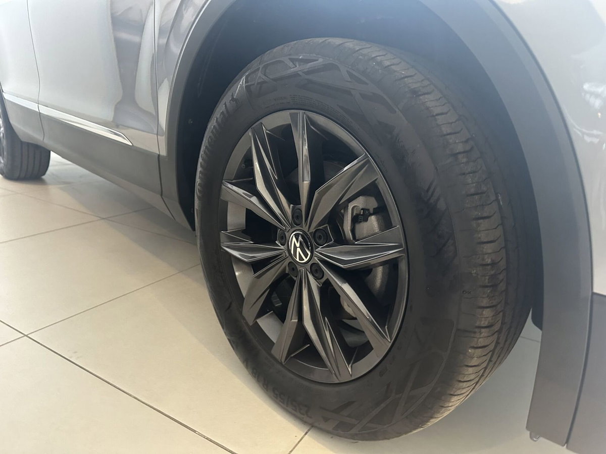 Volkswagen Tiguan 2.0 TDI 150 CV SCR DSG Life (9)