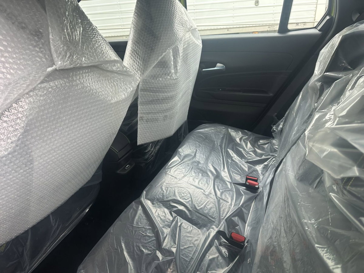 Abarth 600e 54kWh Turismo 240cv (15)