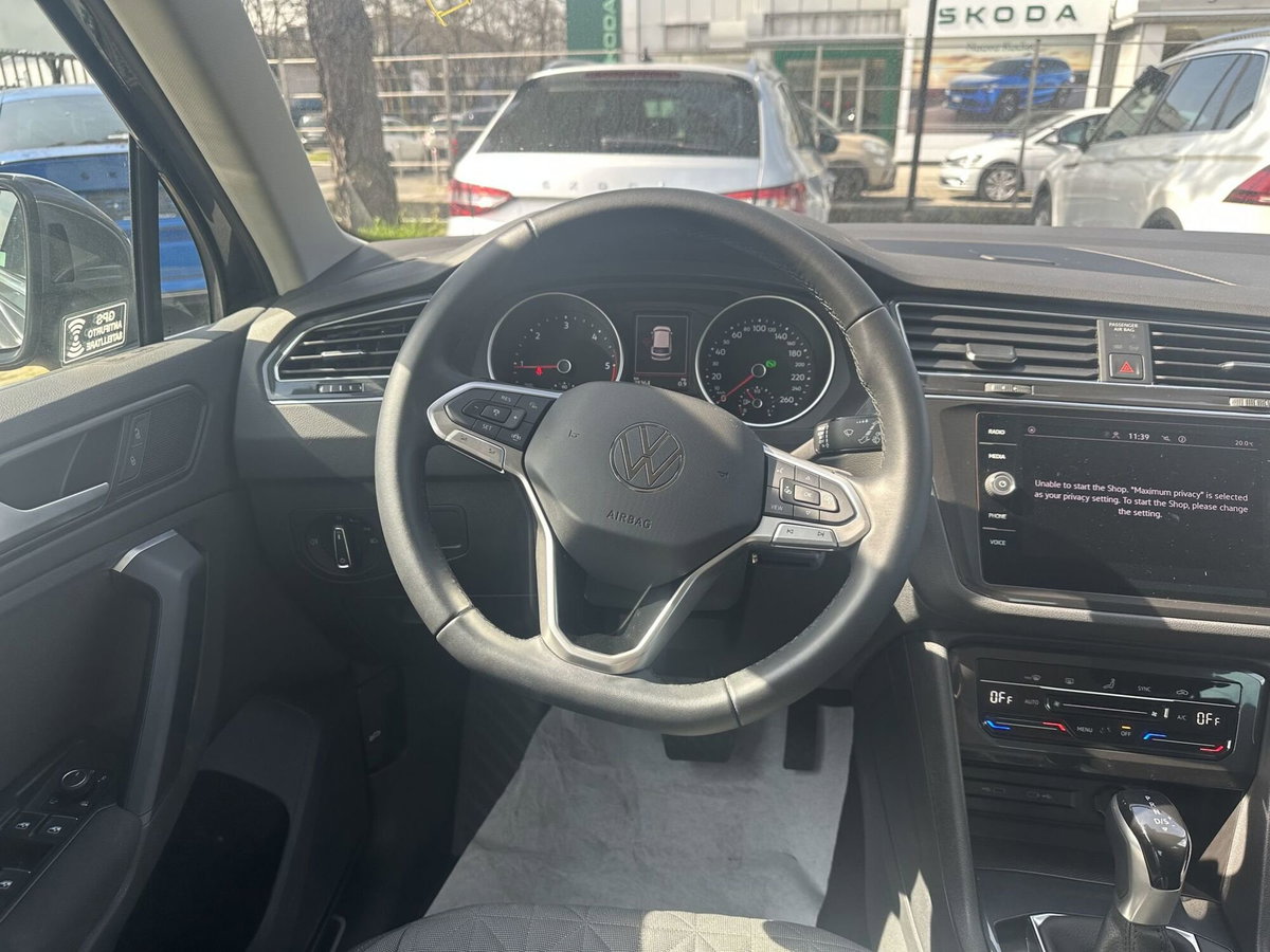 Volkswagen Tiguan 2.0 TDI 150 CV SCR DSG 4MOTION Life (16)
