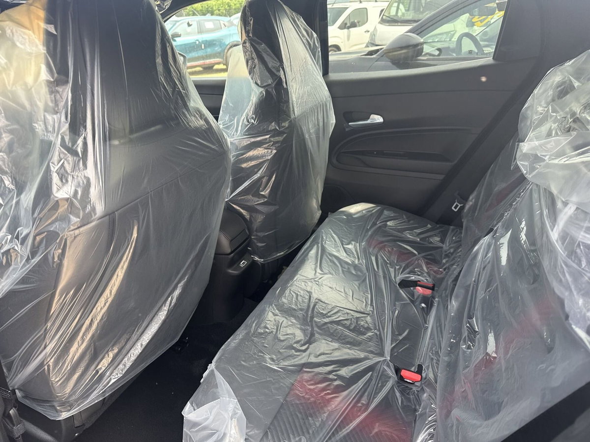 Alfa Romeo Junior elettrica Speciale 156cv (12)