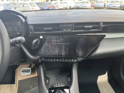 Alfa Romeo Junior elettrica Speciale 156cv (19)