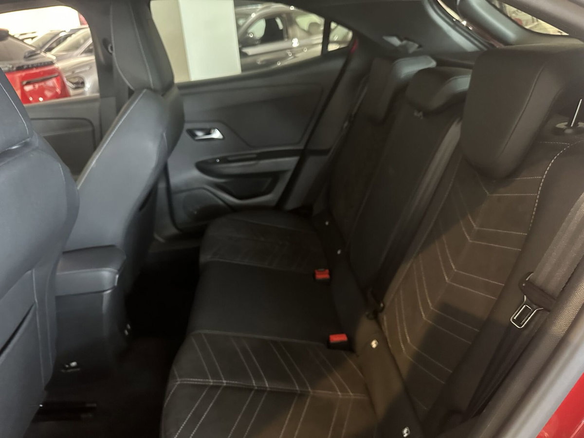 Opel Mokka 1.2 Turbo 130 CV Ultimate (12)