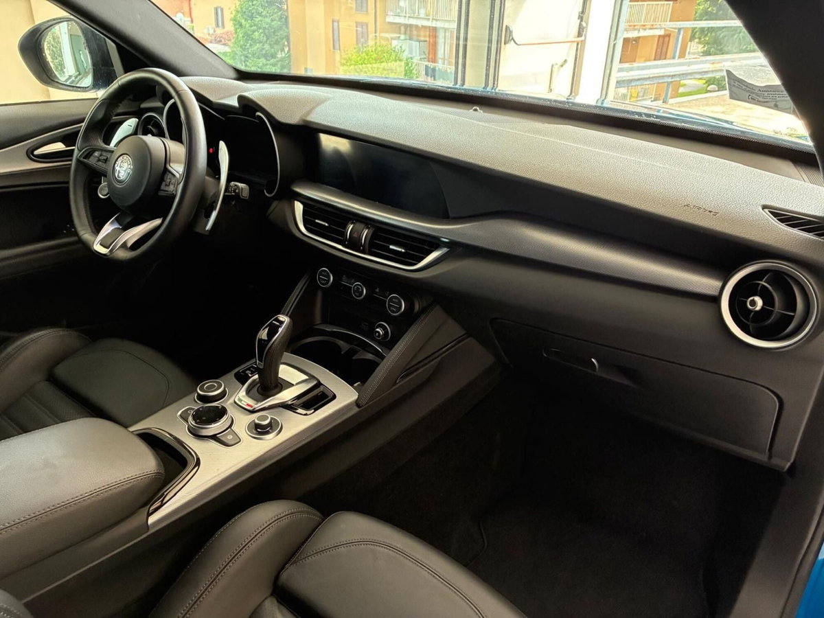 Alfa Romeo Stelvio Stelvio 2.2 Turbodiesel 210 CV AT8 Q4 Veloce (11)
