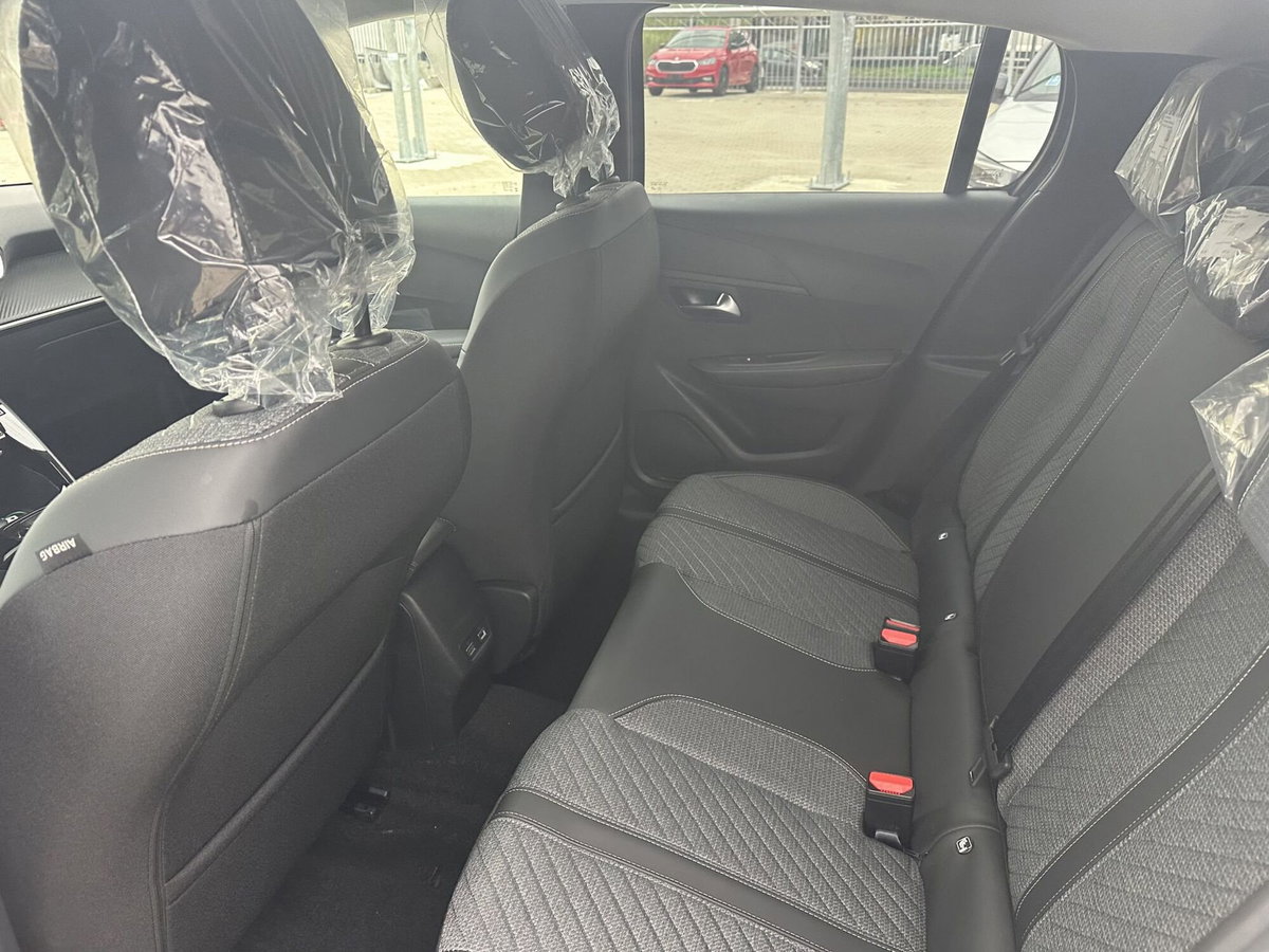 Peugeot 208 Turbo 110 S&S 5 porte Allure (12)