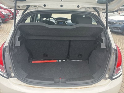 Lancia Ypsilon 1.0 FireFly 5 porte S&S Hybrid Gold Plus (9)
