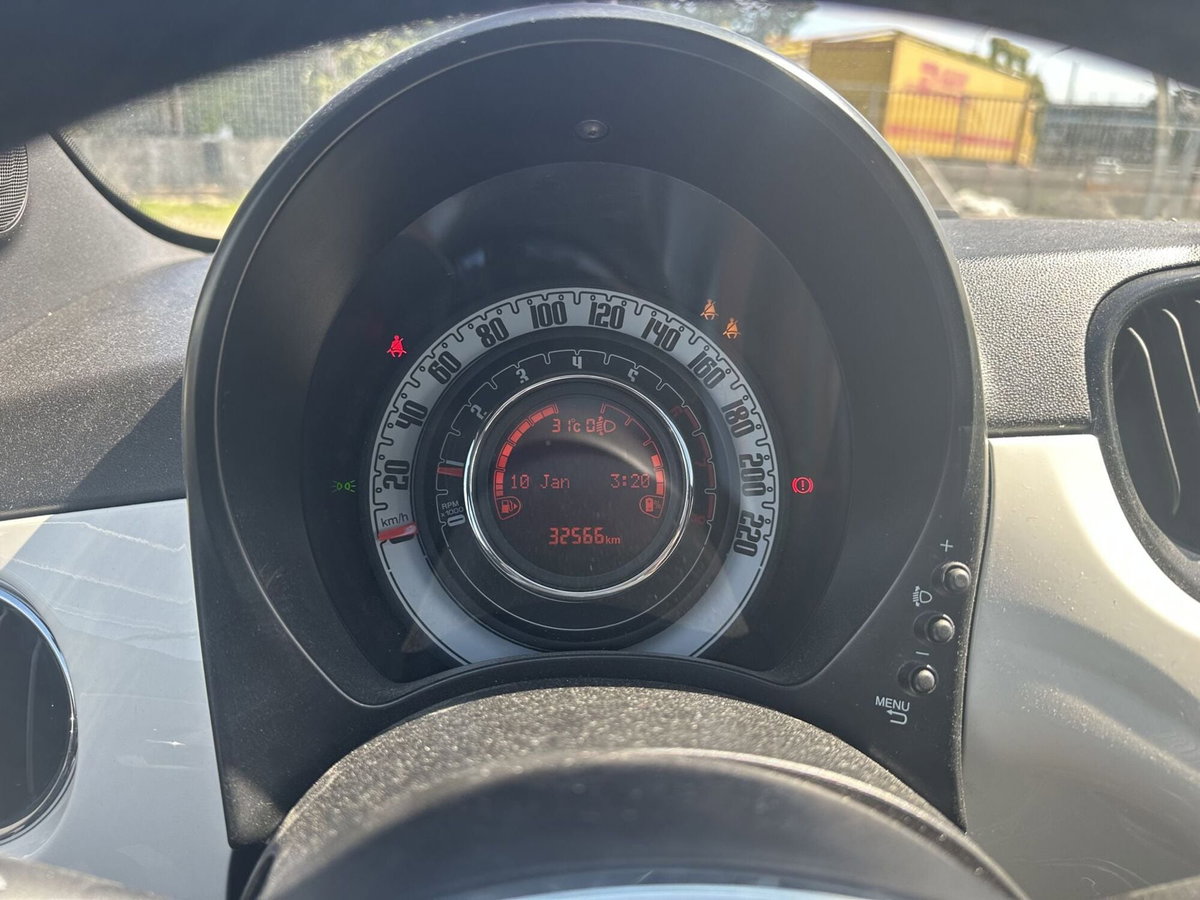 Fiat 500 1.0 Hybrid Dolcevita (15)