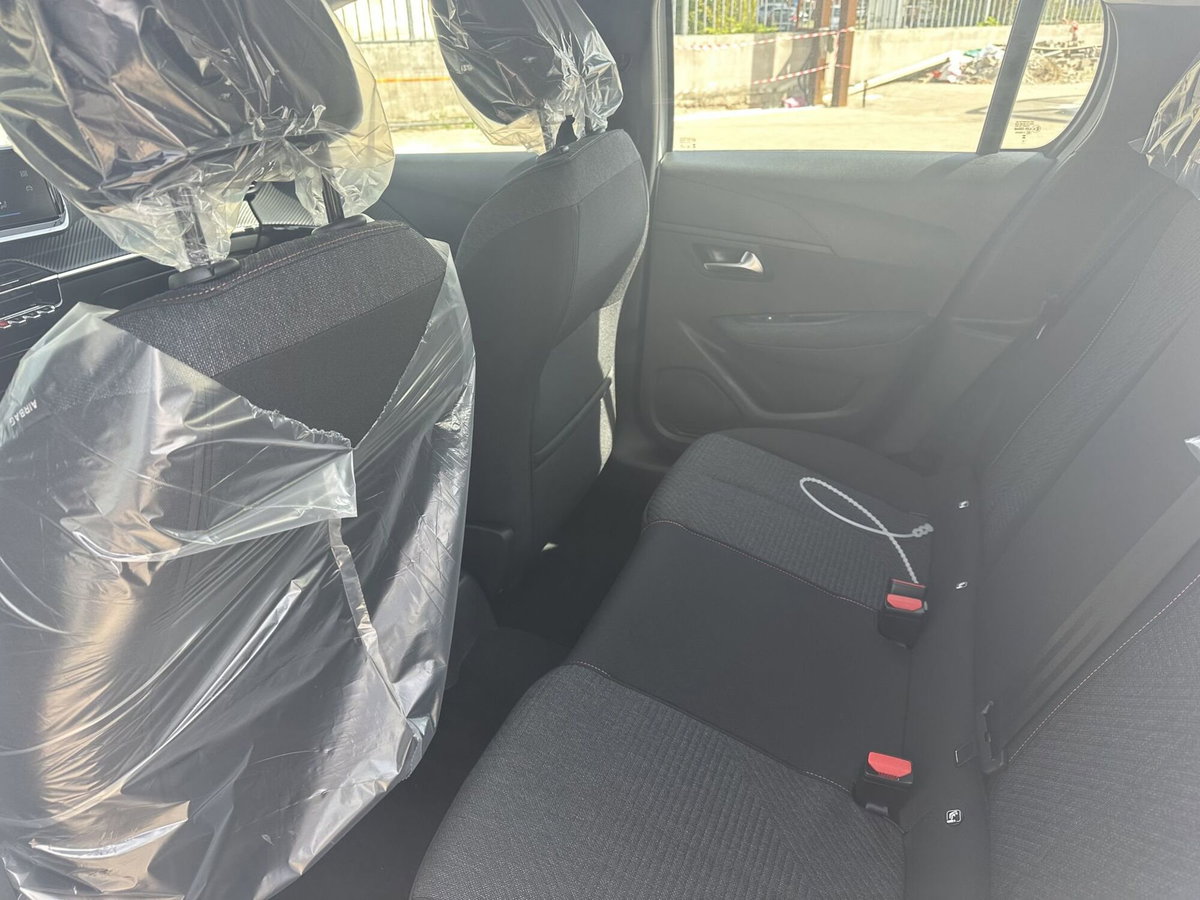 Peugeot 208 1.2 hybrid Style 110cv e-dcs 6 (13)
