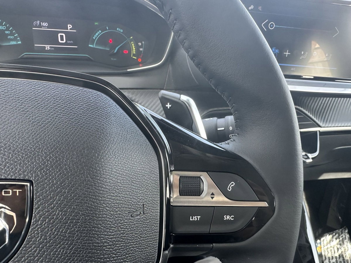 Peugeot 208 1.2 hybrid Style 110cv e-dcs 6 (16)
