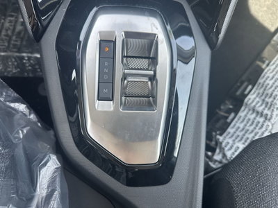 Peugeot 208 1.2 hybrid Style 110cv e-dcs 6 (18)