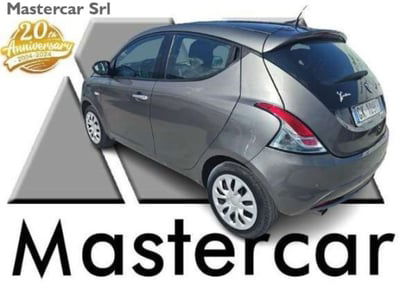Lancia Ypsilon 1.0 FireFly 5 porte S&S Hybrid Gold Plus usata