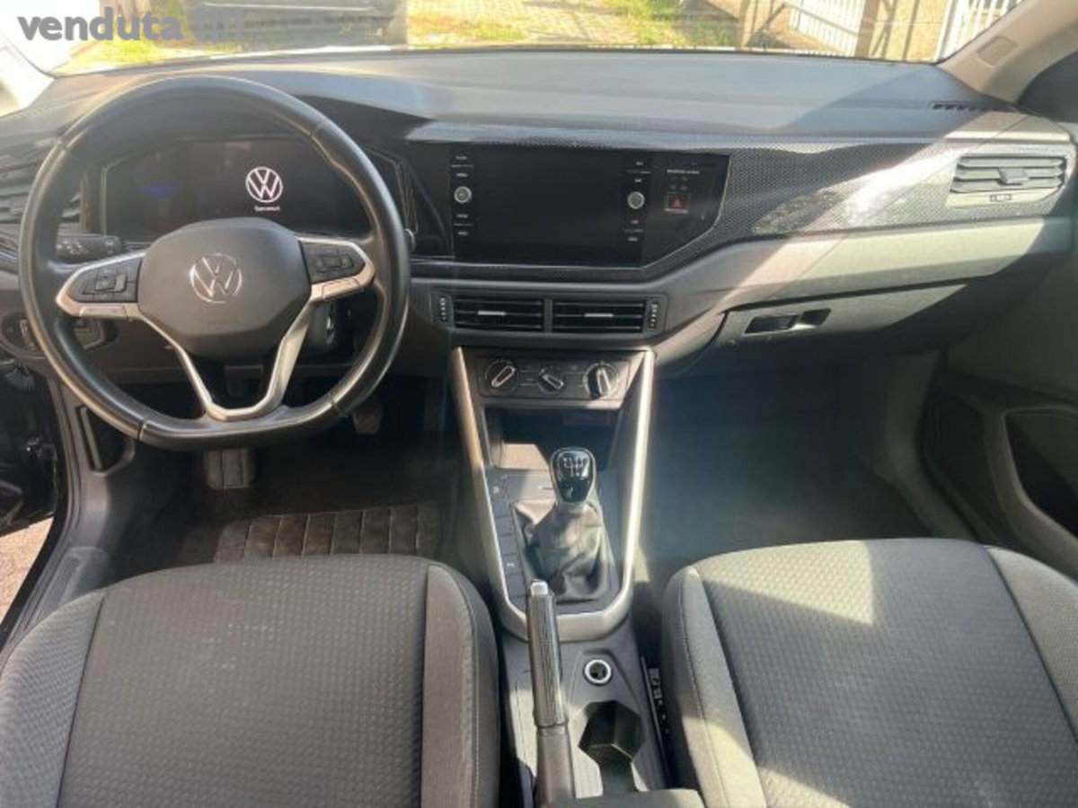 Volkswagen Taigo 1.0 tsi R-Line 95cv (12)