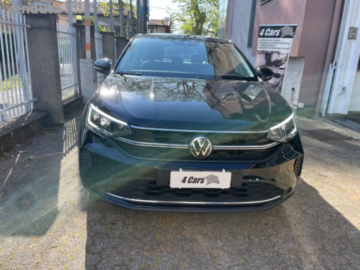 Volkswagen Taigo 1.0 tsi R-Line 95cv (3)