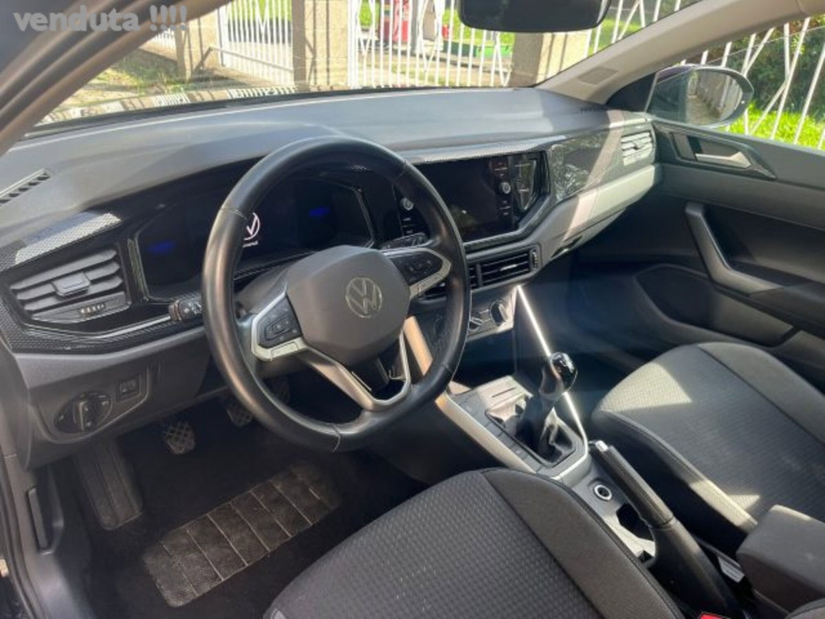 Volkswagen Taigo 1.0 tsi R-Line 95cv (6)