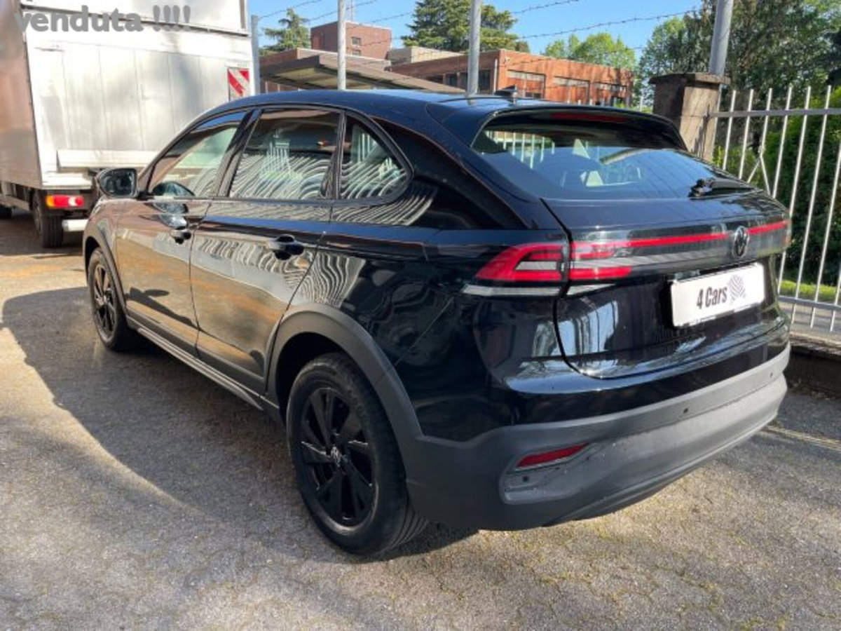 Volkswagen Taigo 1.0 tsi R-Line 95cv (7)