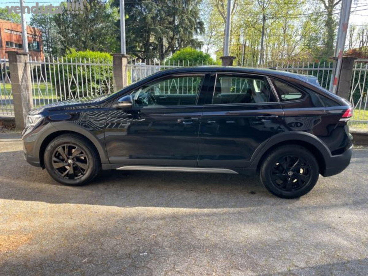 Volkswagen Taigo 1.0 tsi R-Line 95cv (8)
