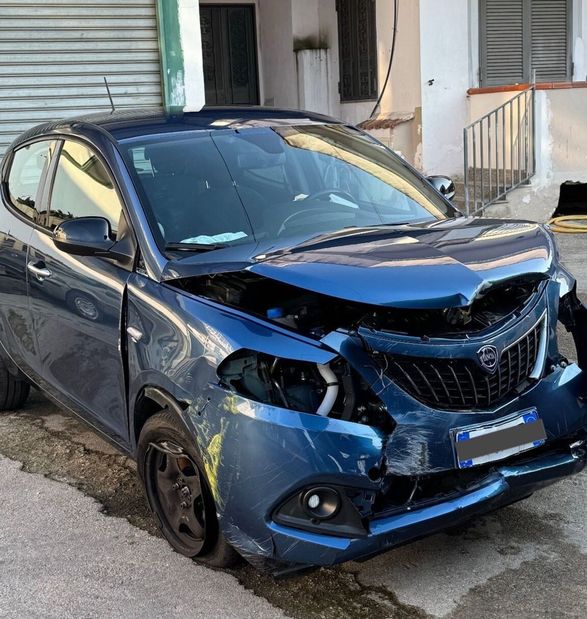 Lancia Ypsilon 1.0 FireFly 5 porte S&S Hybrid Ecochic Gold (11)