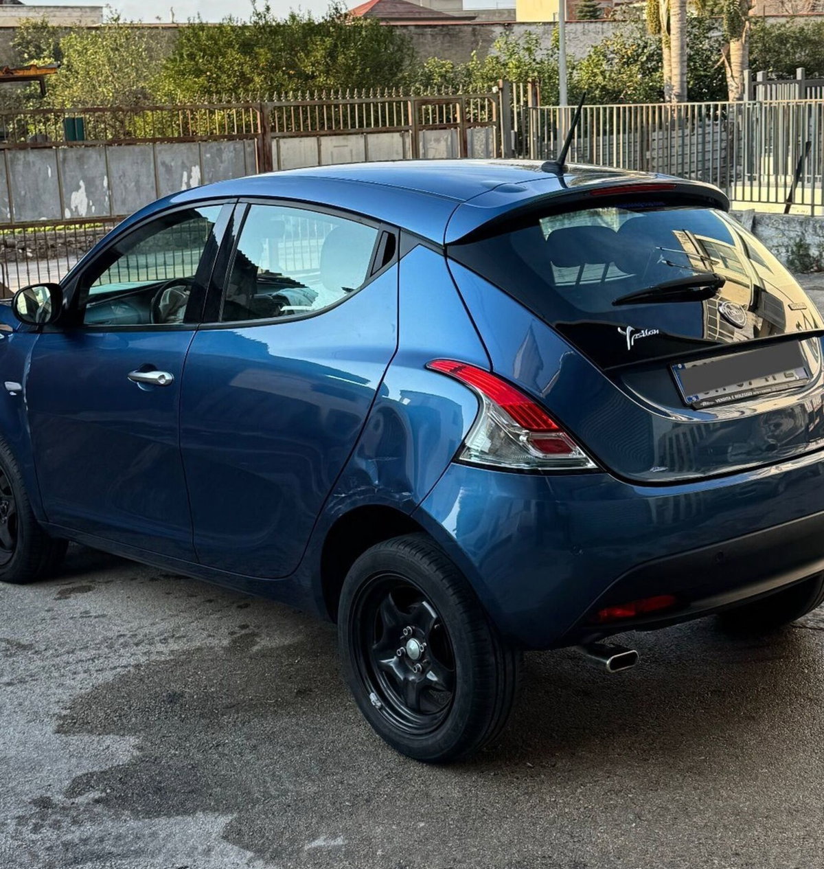 Lancia Ypsilon 1.0 FireFly 5 porte S&S Hybrid Ecochic Gold (13)