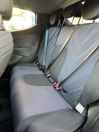 Lancia Ypsilon 1.0 FireFly 5 porte S&S Hybrid Ecochic Gold (14)