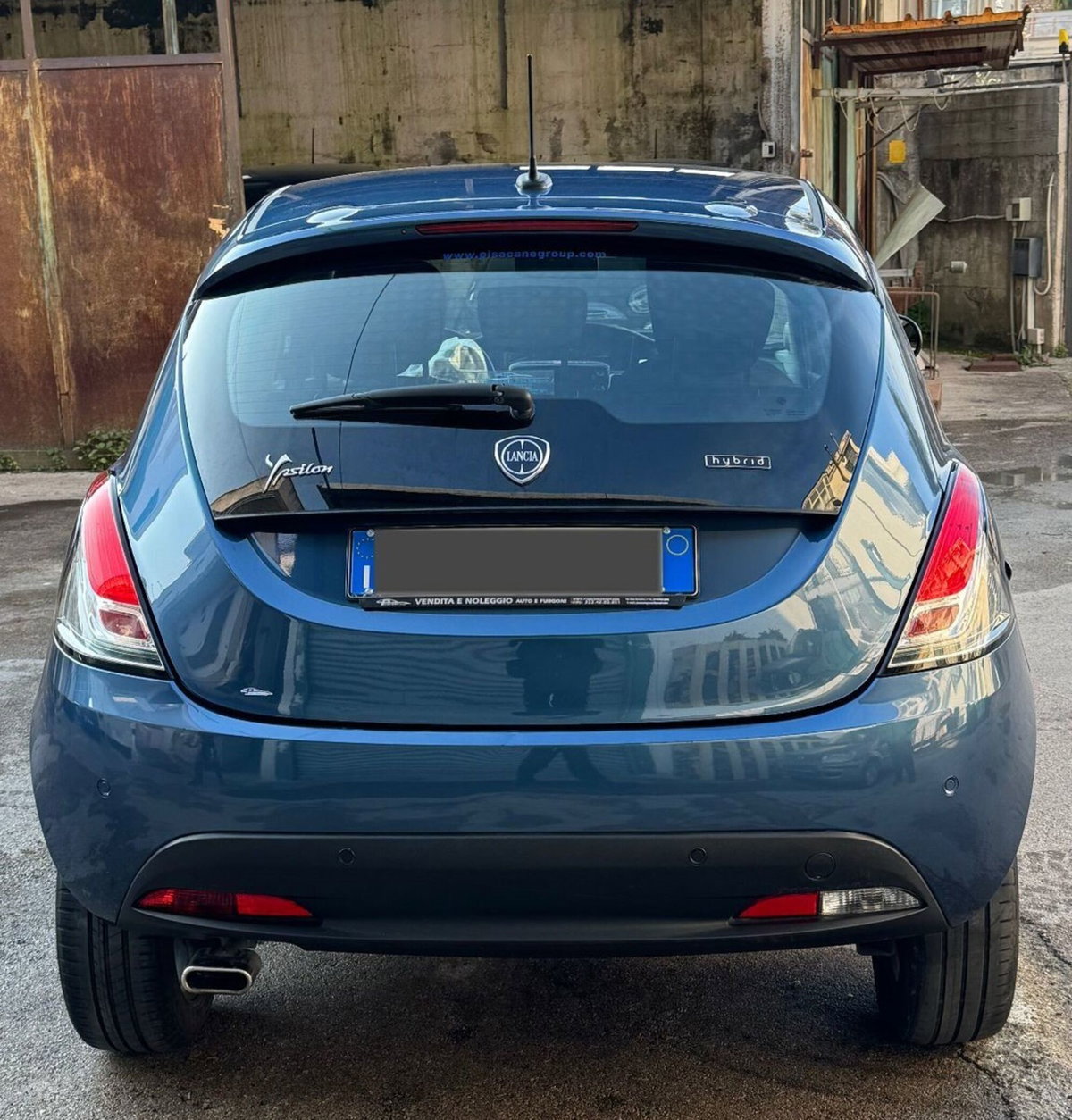 Lancia Ypsilon 1.0 FireFly 5 porte S&S Hybrid Ecochic Gold (4)