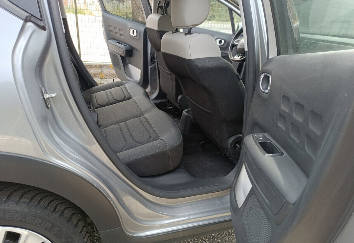 Citroen C3 PureTech 110 S&S EAT6 Elle (11)