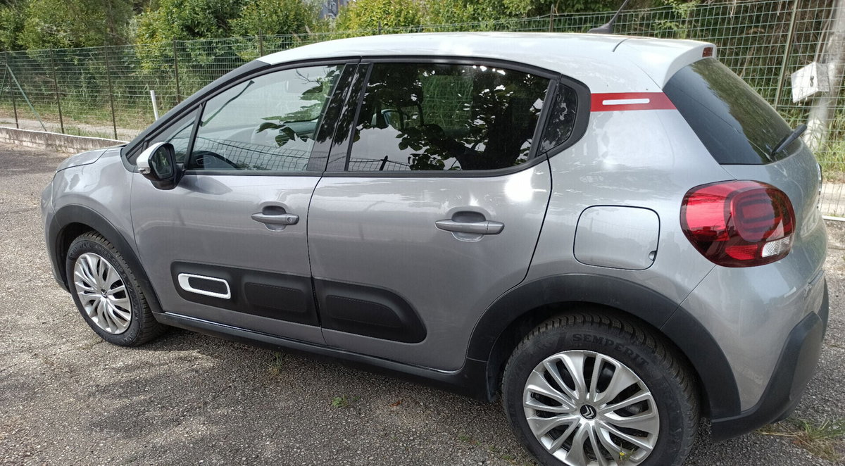 Citroen C3 PureTech 110 S&S EAT6 Elle (4)