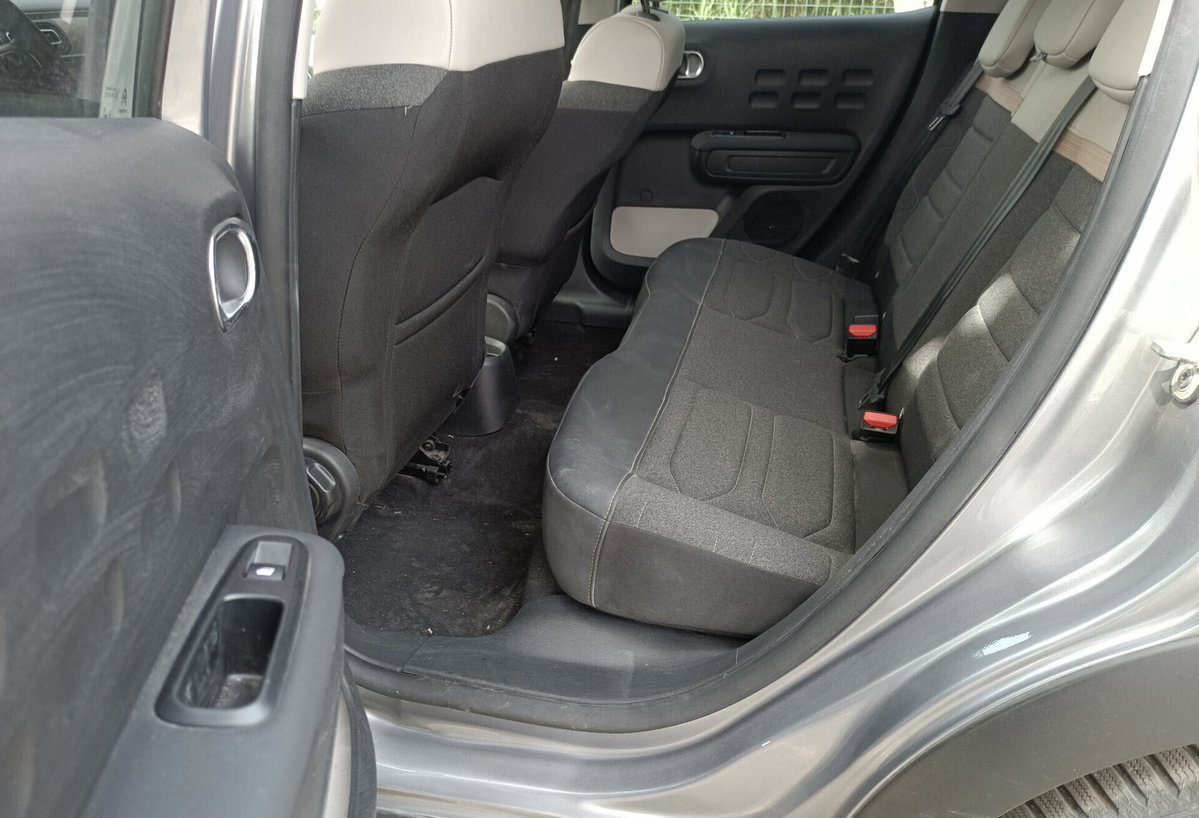Citroen C3 PureTech 110 S&S EAT6 Elle (9)