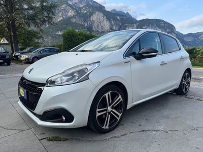 Peugeot 208 Turbo 110 EAT6 S&S 5 porte GT Line usata