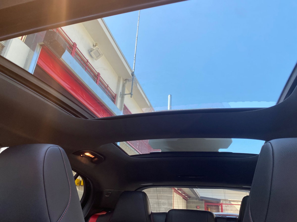 Mercedes-Benz GLA SUV 45 AMG 4Matic (12)