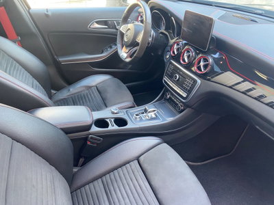 Mercedes-Benz GLA SUV 45 AMG 4Matic (17)