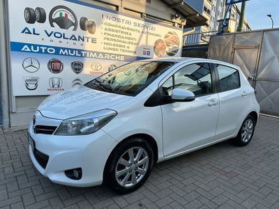 Toyota Yaris 1.0 5 porte Lounge usata