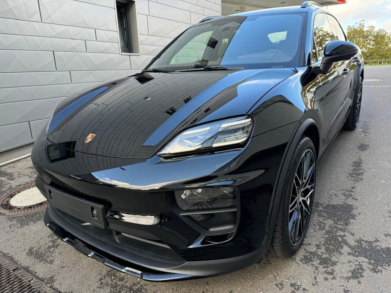 Porsche Macan 4