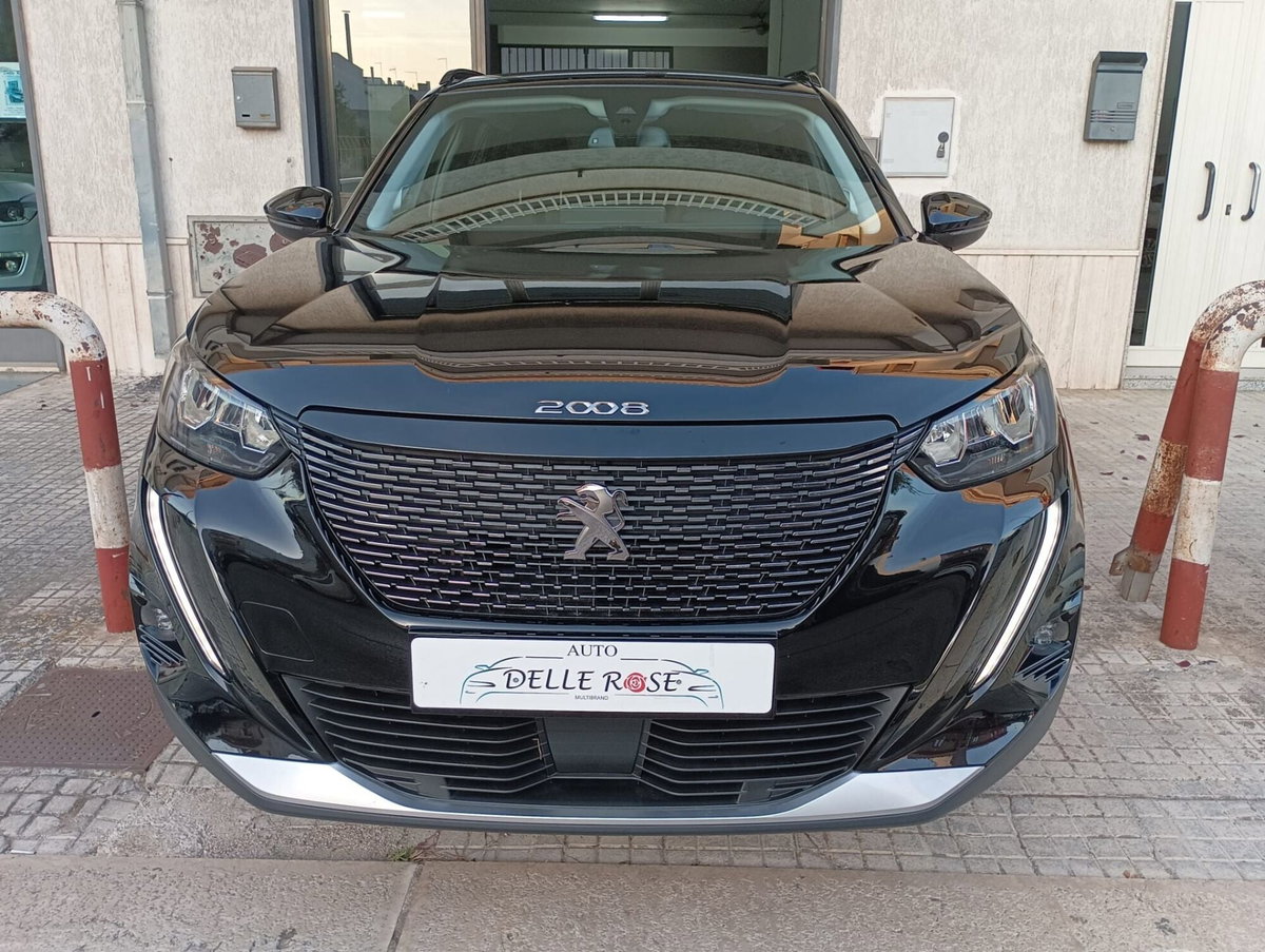 Peugeot 2008 BlueHDi 130 S&S EAT8 Allure Pack (2)