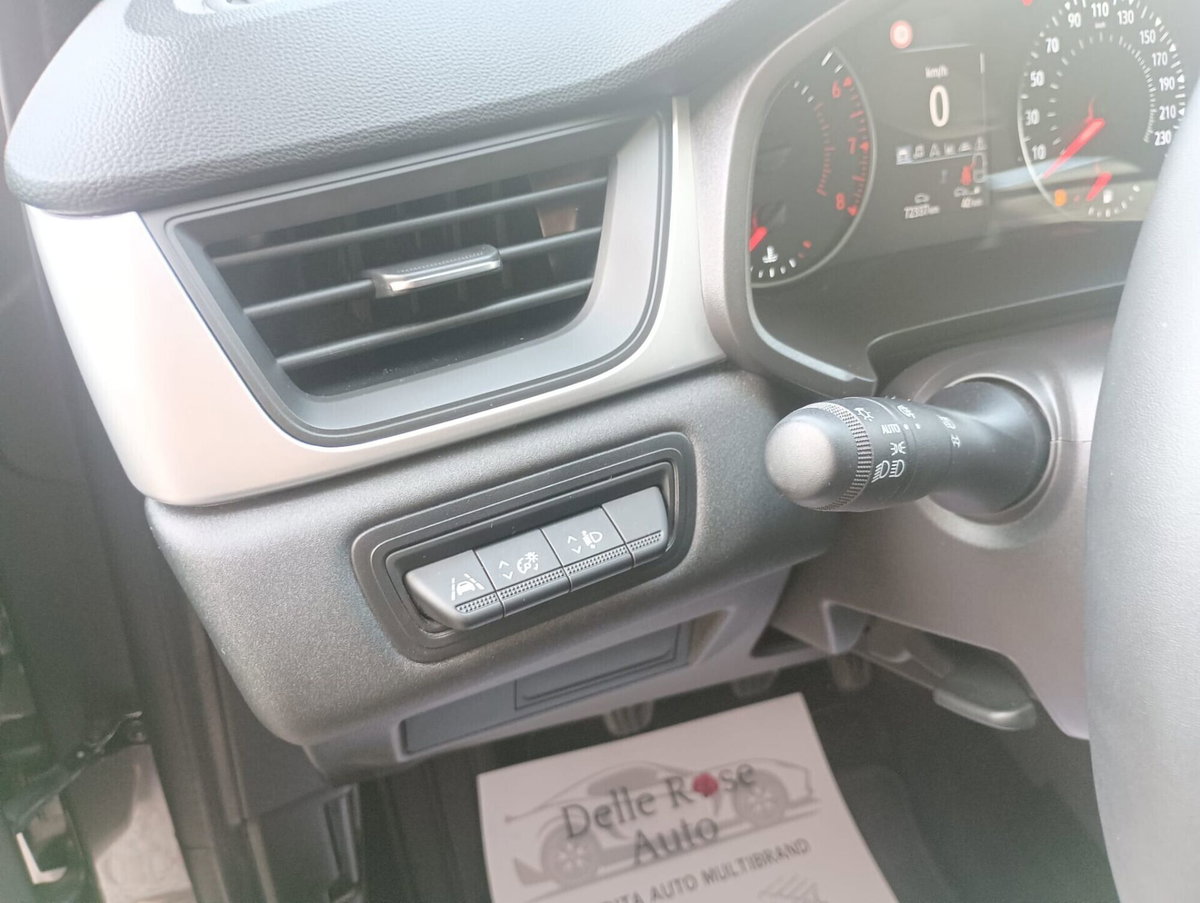 Renault Captur TCe 90 CV Intens (10)