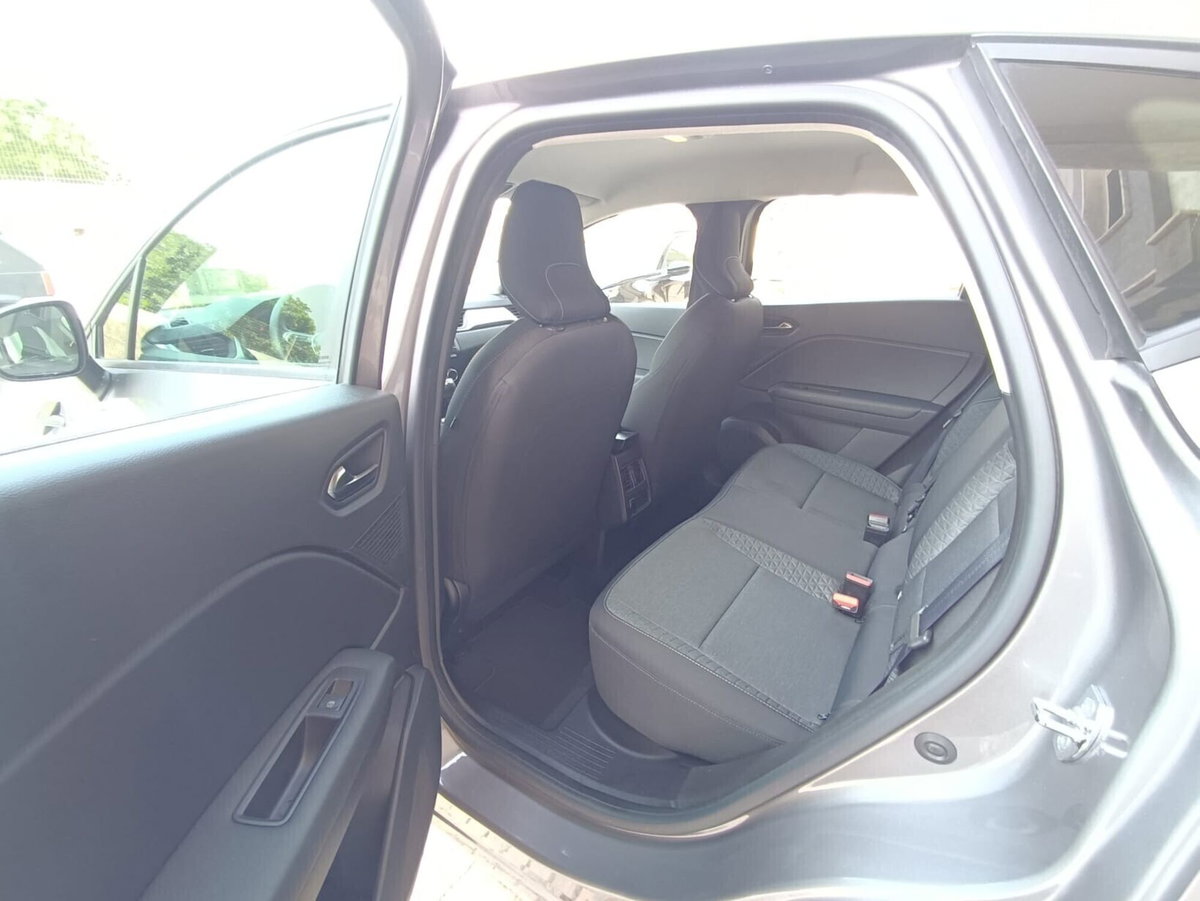 Renault Captur TCe 90 CV Intens (15)