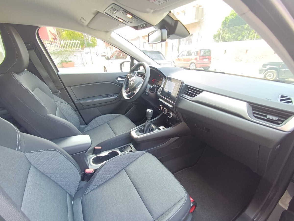 Renault Captur TCe 90 CV Intens (17)