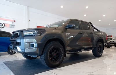 Toyota Hilux 2.8 D A/T 4WD porte Double Cab Invincible usato