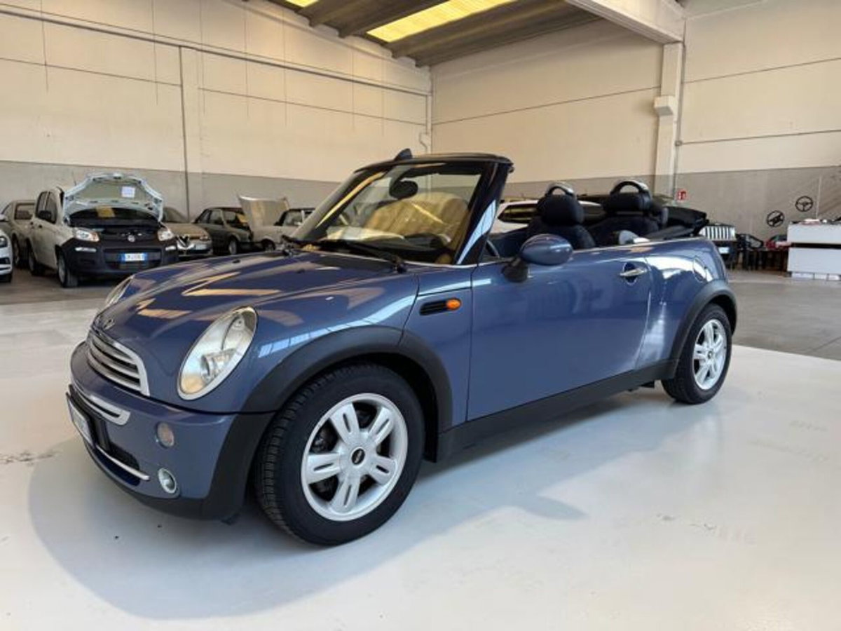 MINI Mini Cabrio 1.6 16V One Cabrio (14)