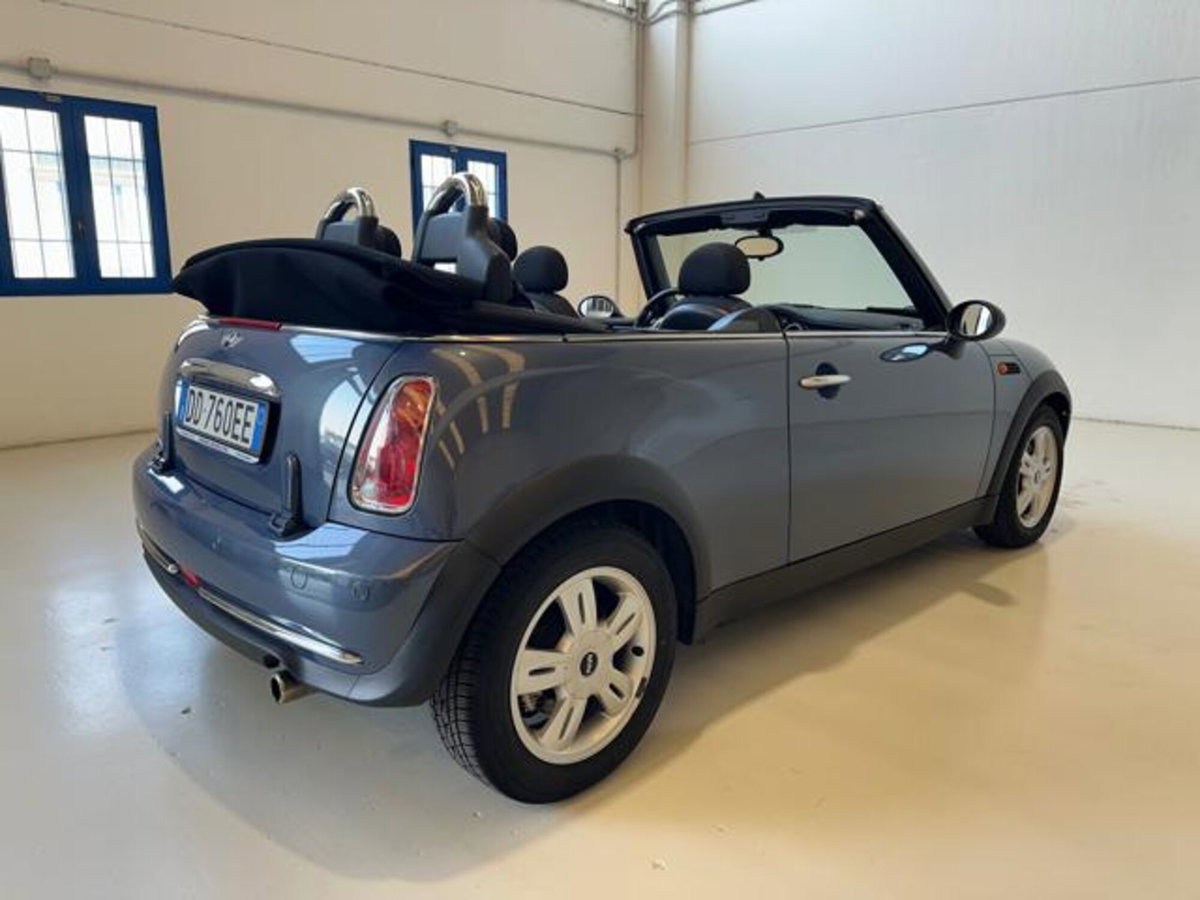MINI Mini Cabrio 1.6 16V One Cabrio (15)