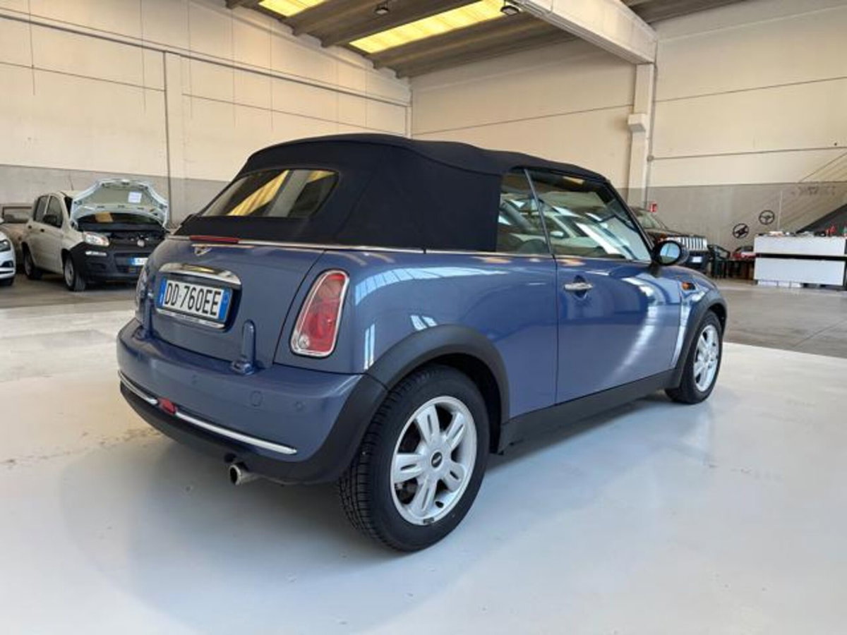 MINI Mini Cabrio 1.6 16V One Cabrio (5)