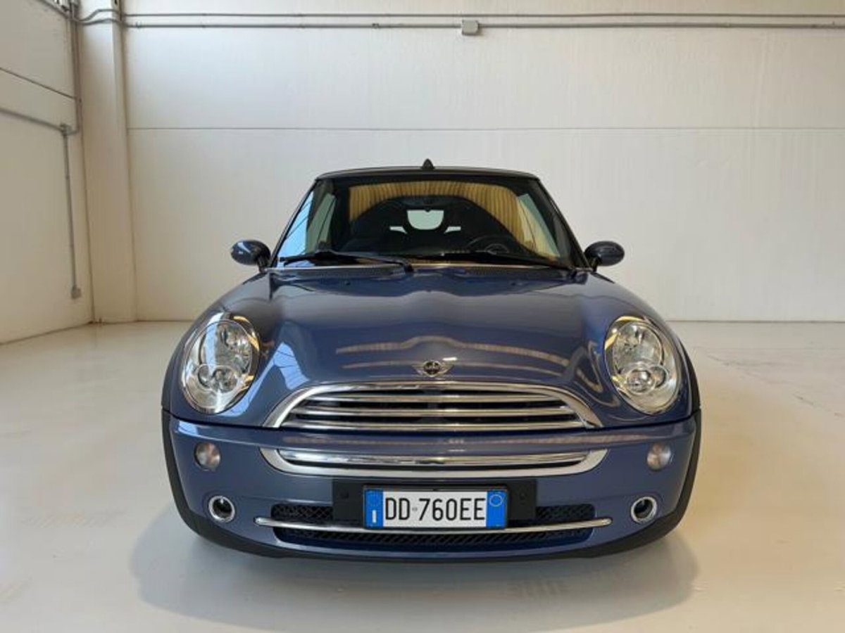 MINI Mini Cabrio 1.6 16V One Cabrio (8)