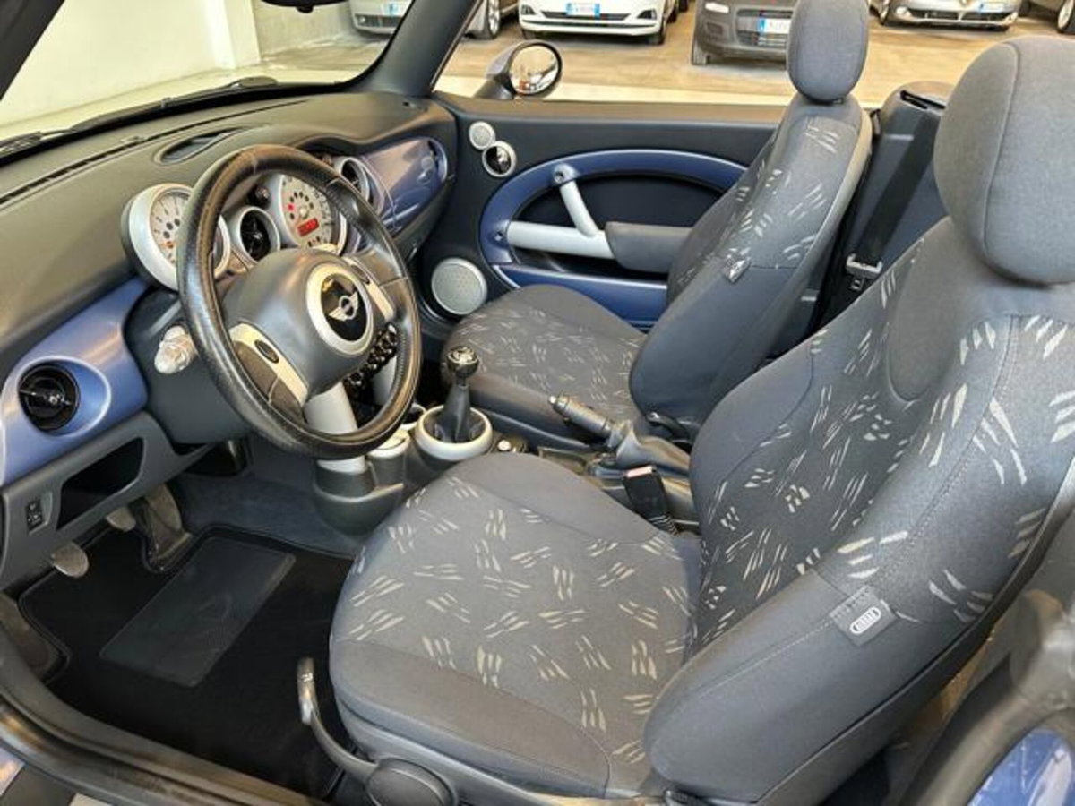 MINI Mini Cabrio 1.6 16V One Cabrio (9)