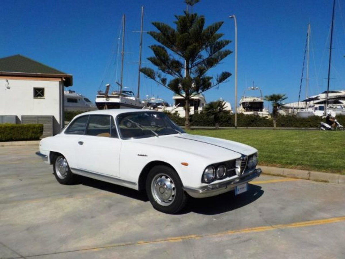 Alfa Romeo Giulietta 2.0 JTDm Sprint 150cv (3)
