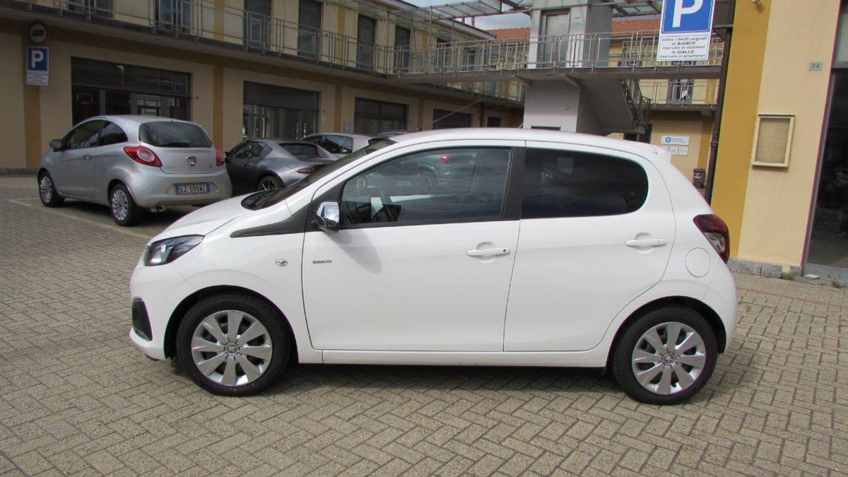 Peugeot 108 72 5 porte Style (2)