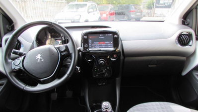Peugeot 108 72 5 porte Style (9)