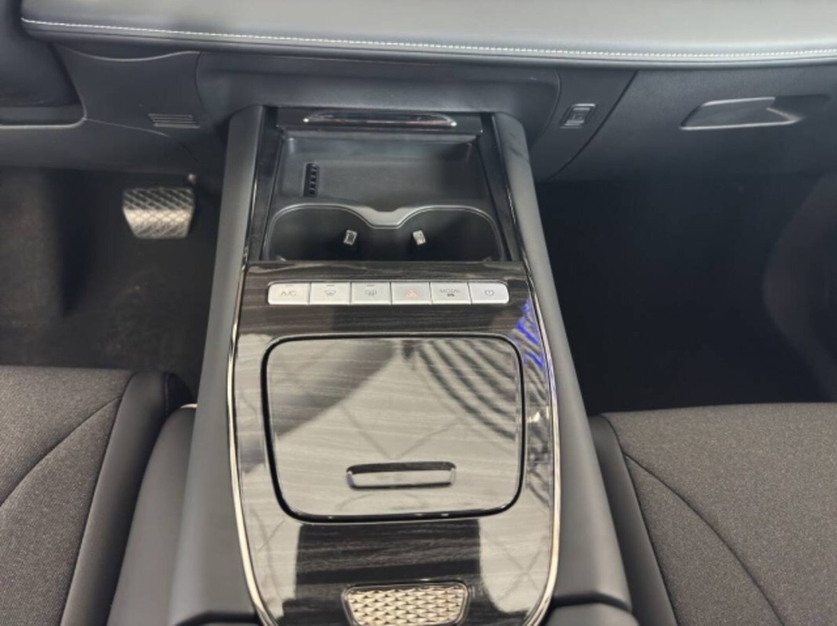 Omoda Omoda 5 SHS-H 1.5 tgdi hev Pure auto (14)
