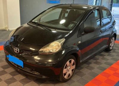 Toyota Aygo 1.0 12V VVT-i 5 porte Now usata